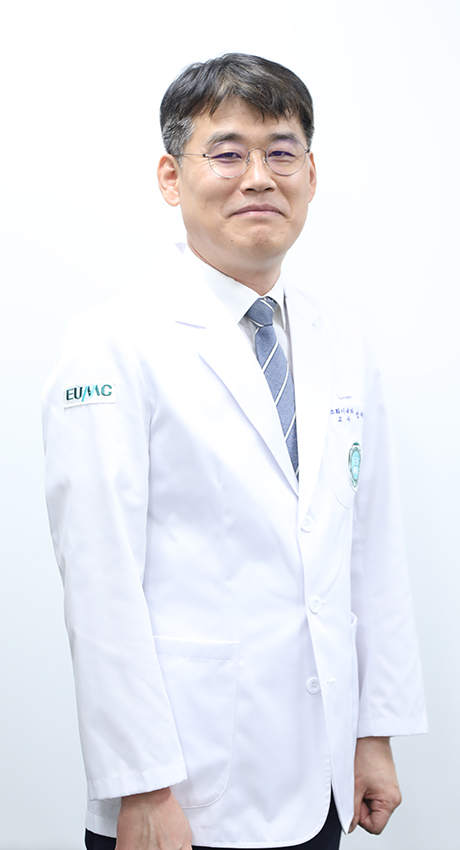 정재윤 의사